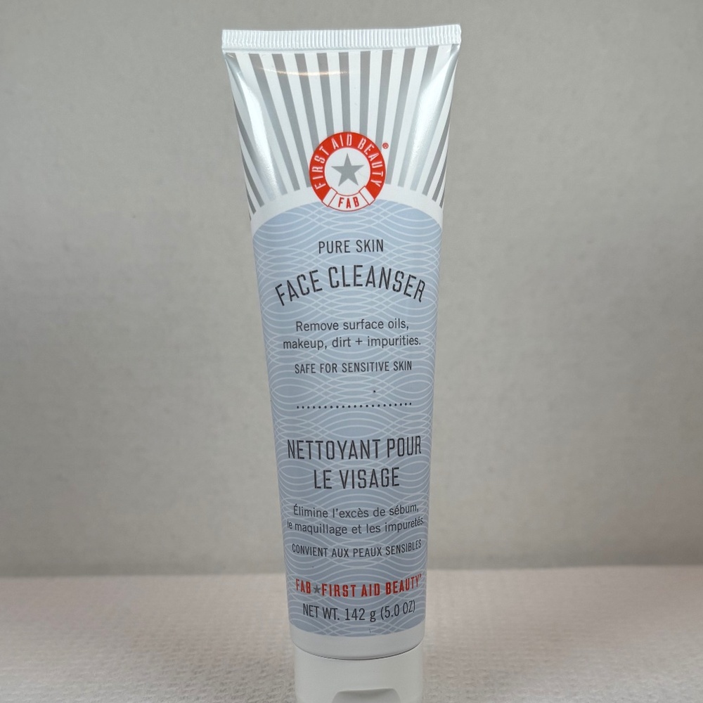 First Aid Beauty Face Cleanser Safe for Sensitive Skin - NEW